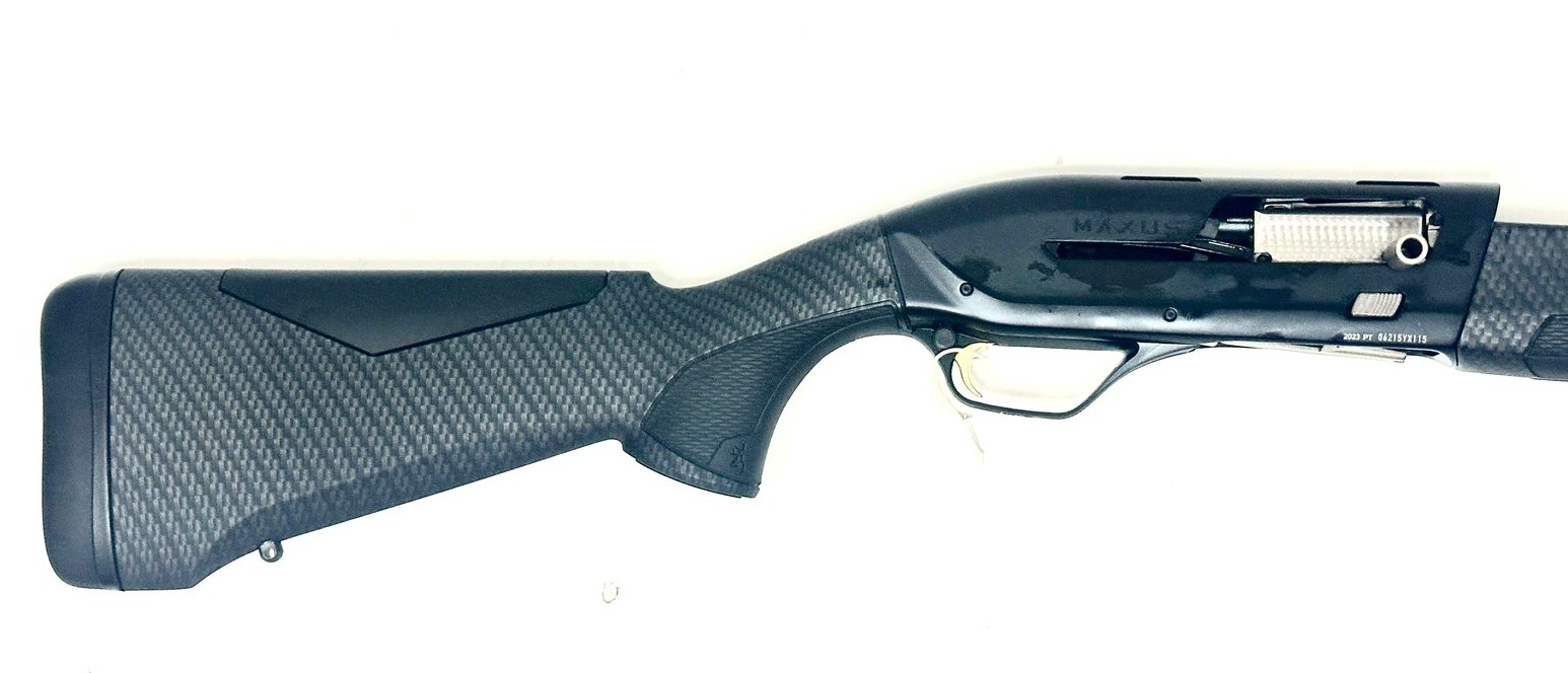 BROWNING MAXUS 2  COMPO BLACK CARBON FIBER (12M 32")