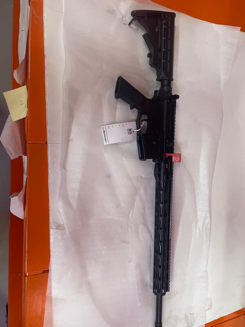 تلقيم يمين  NJ Arms AR15 - M-lock 223- "20wylde straight pull- Right Side Black    